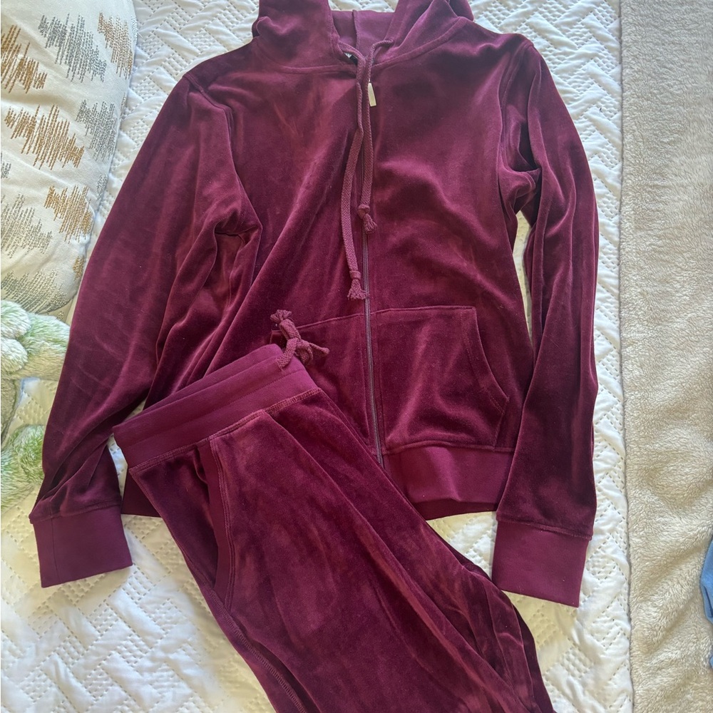 burgundy tracksuit